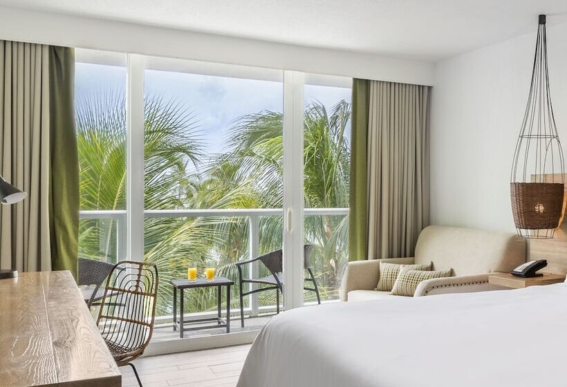 غرفة قياسية سرير كينج, Amara Cay Resort