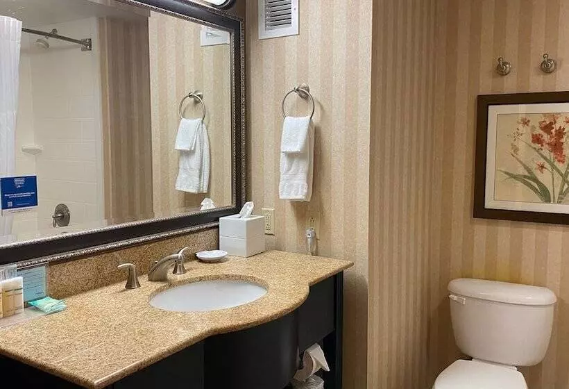 سوییت, Hampton Inn Altoona