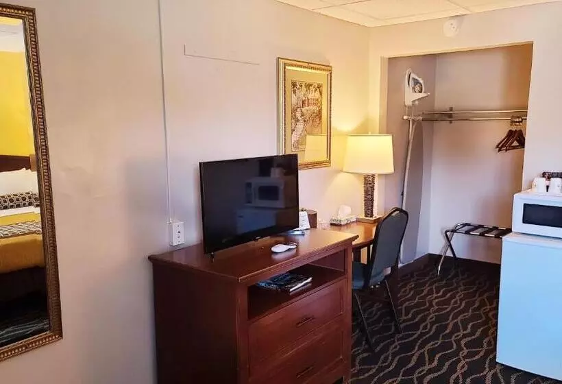 キングサイズベッドのスタンダードルーム, Hampton Inn  Camp Hill   Harrisburg Sw