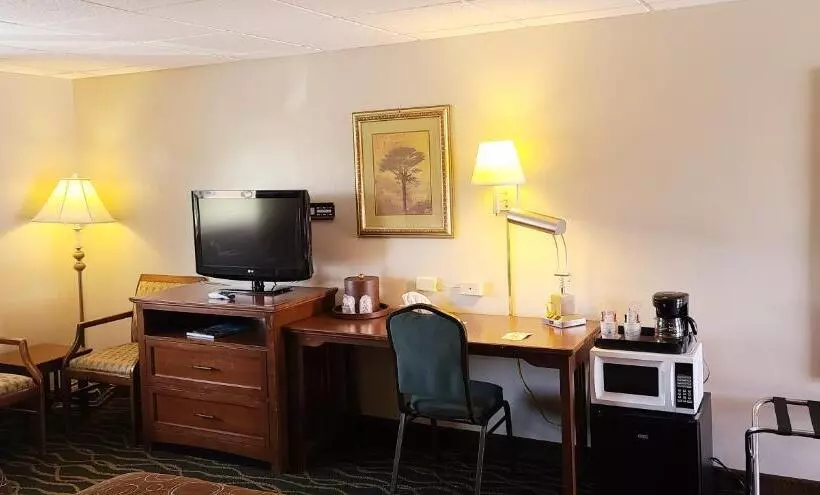 デラックスルーム, Hampton Inn  Camp Hill   Harrisburg Sw