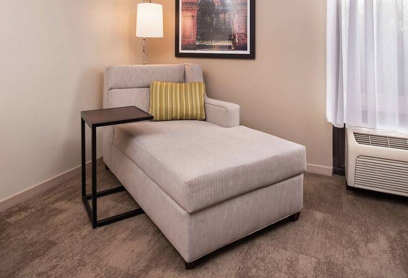 标准间带双人床, Hampton Inn Columbia Northeastfort Jackson Area