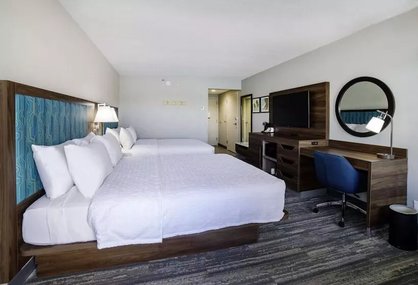２ダブルベッドのスタンダードルーム, Hampton Inn Port Charlotte