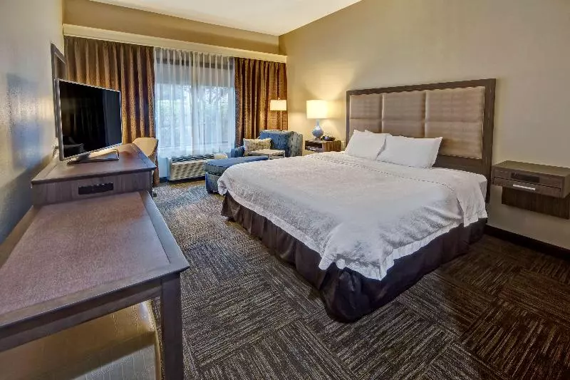 Standard-huone King-vuode, Hampton Inn Salt Lake City/layton