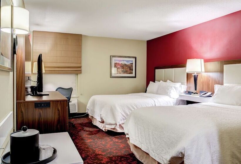 Номер Стандарт Адаптированный для Инвалидов, Hampton Inn St Joseph