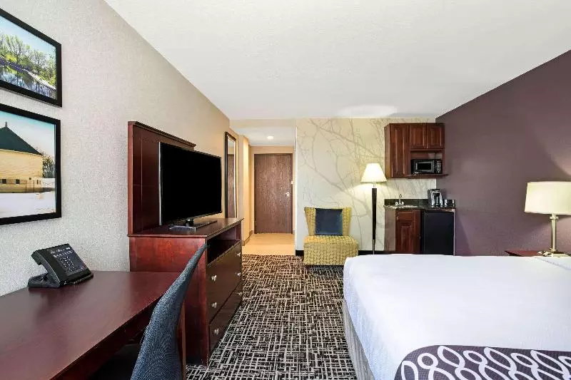 キングサイズベッドのエクゼクティブルーム, La Quinta By Wyndham Denver Aurora Medical