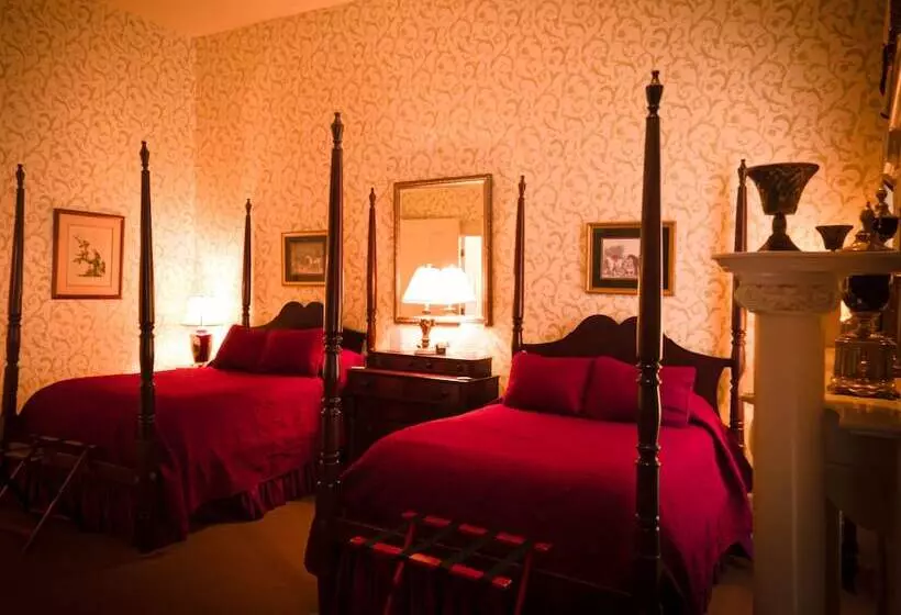 ２ダブルベッドのスタンダードルーム, The Guest House Historic Mansion