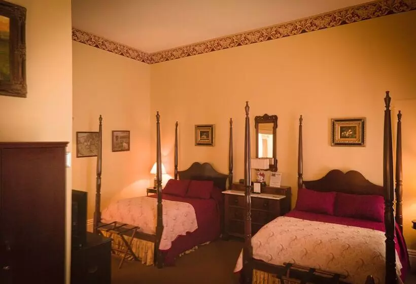 ２ダブルベッドのスタンダードルーム, The Guest House Historic Mansion