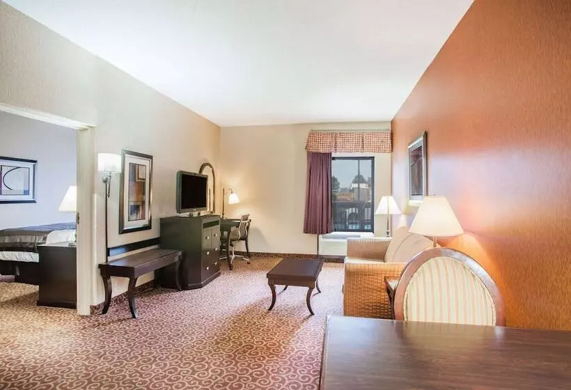 キングサイズベッドのスイートルーム, Wingate By Wyndham North Little Rock