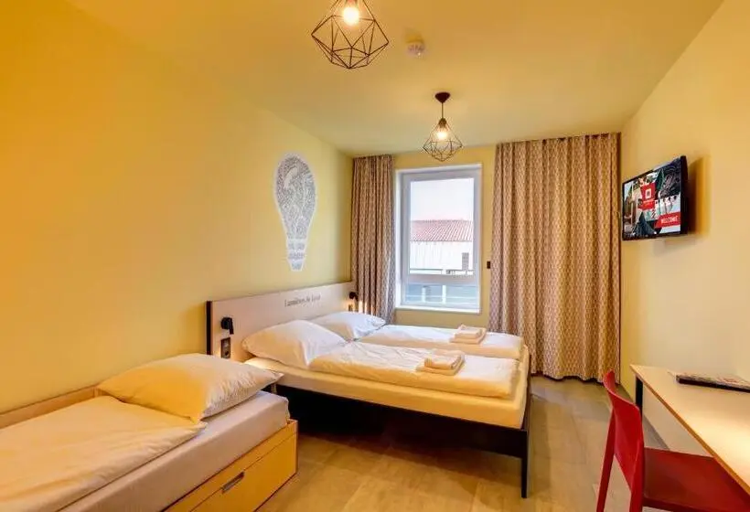 スタンダードトリプルルーム, Meininger Hotel Lyon Centre Berthelot