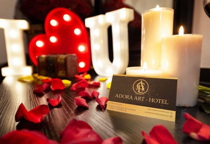 اتاق پرمیوم, Adora Art