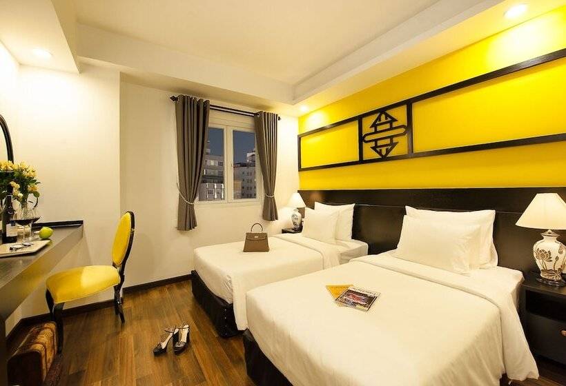 اتاق پرمیوم, Adora Art