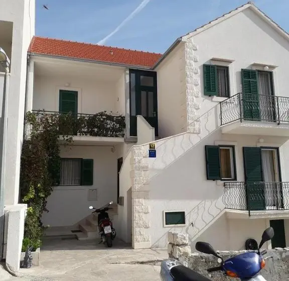 آپارتمان 1 خوابه, Apartments Brižić
