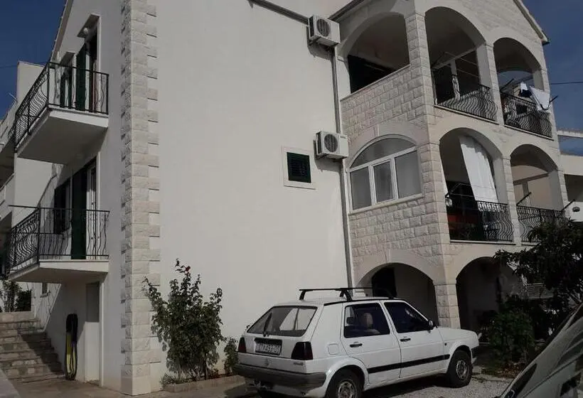 آپارتمان 1 خوابه, Apartments Brižić