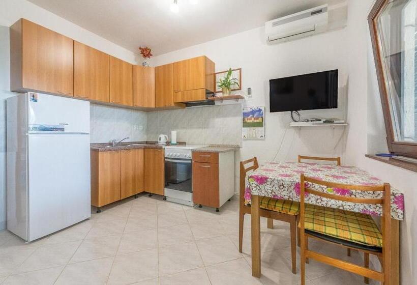 شقة غرفة واحدة, Apartments Vukovarac