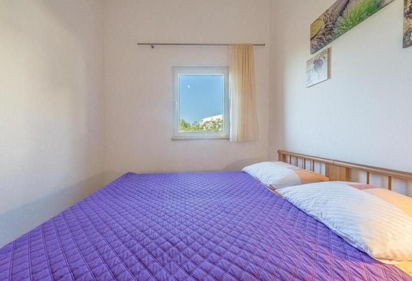 침실 2개 아파트, Apartments Vukovarac