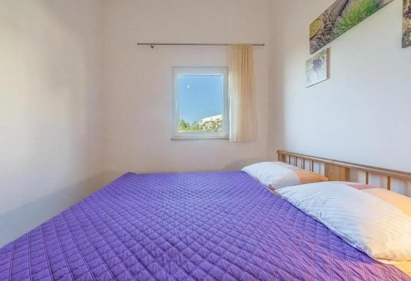 ２ベッドルームアパートメント, Apartments Vukovarac