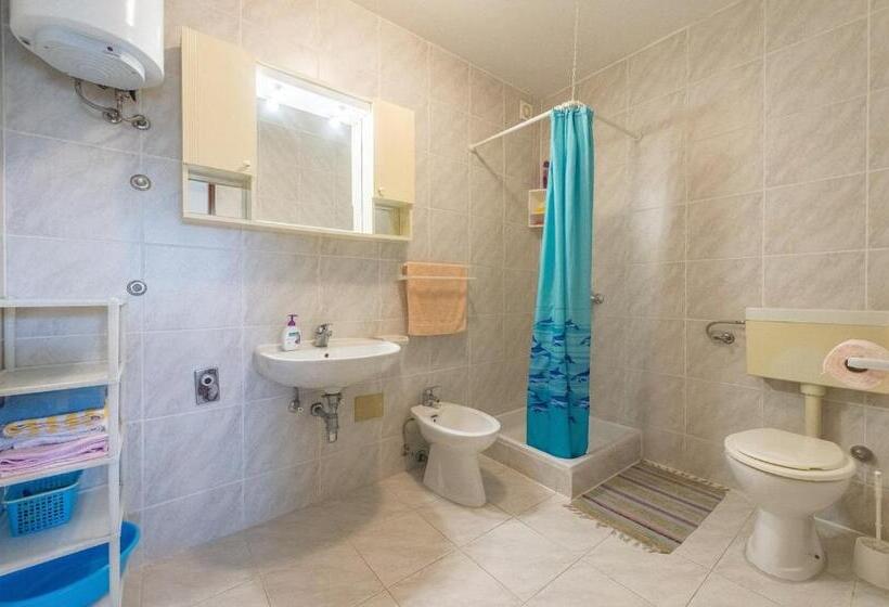 شقة غرفة واحدة, Apartments Vukovarac