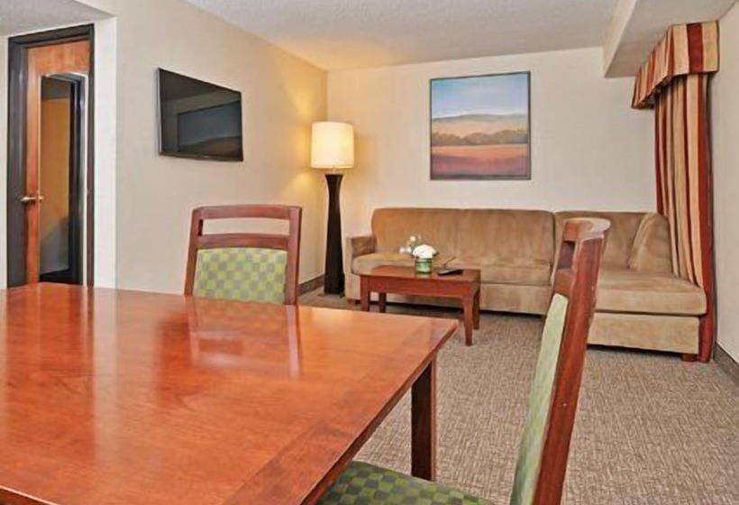 Люкс, Comfort Inn & Suites Denver Northfield
