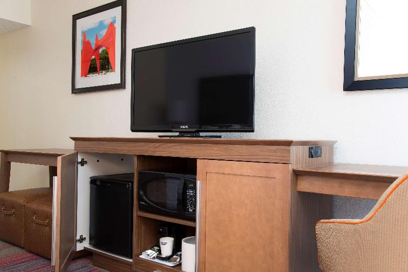 带大床的标准间, Hampton Inn Grand Rapids South