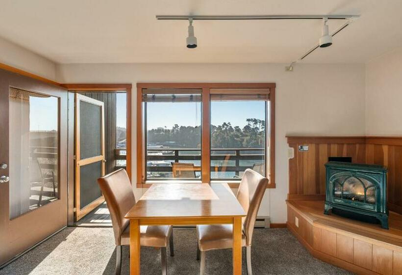 إستوديو قياسى ذو إطلالة, Harbor Lite Lodge