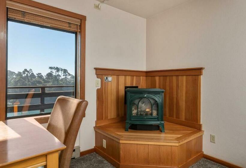 إستوديو قياسى ذو إطلالة, Harbor Lite Lodge