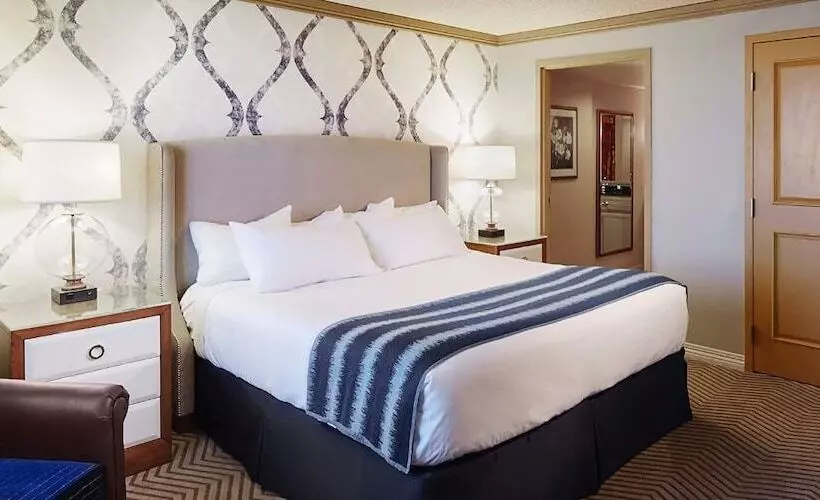 キングサイズベッドのデラックスルーム, Harrah S Kansas City Hotel And Casino