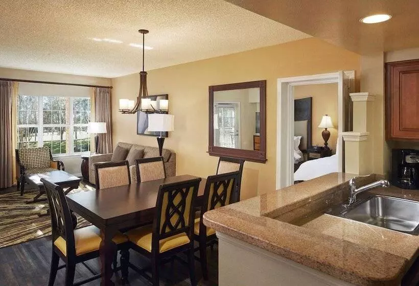 سوئیت برای معلولان, Hilton Grand Vacations Club Seaworld® Orlando
