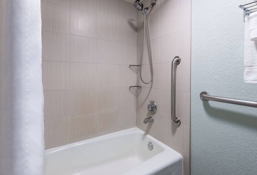 غرفه قياسيه سريرين مزدوجين, Holiday Inn Express Hotel & Suites Ft. Lauderdale Plantation, An Ihg