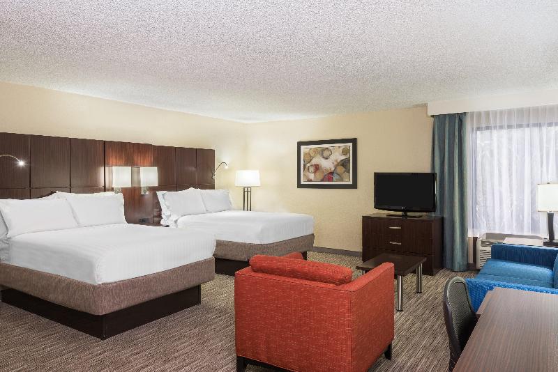 جناح جونيور, Holiday Inn Express Hotel & Suites Ft. Lauderdale Plantation, An Ihg
