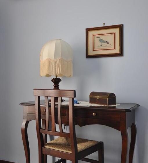 带大床的标准间, Villa Del Poeta