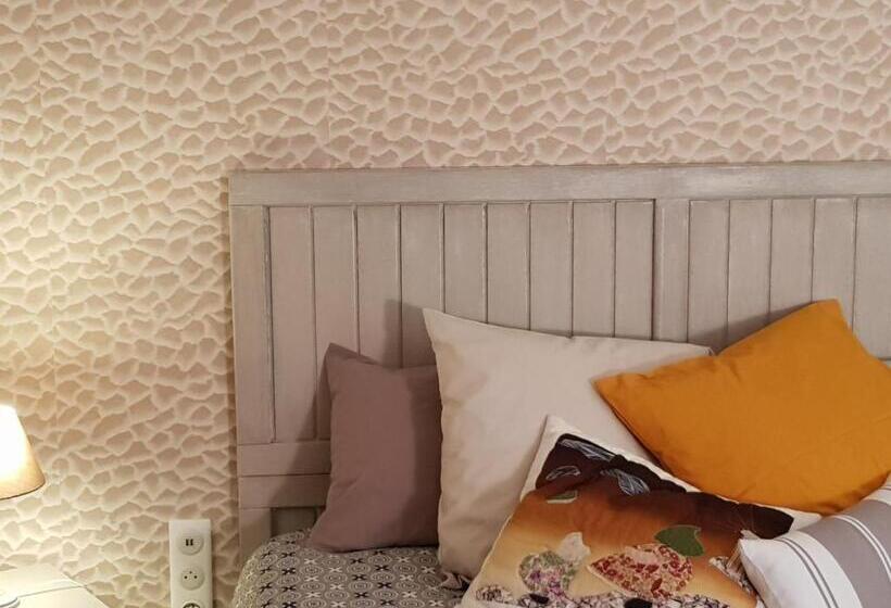 スーペリアールーム, La Villa 13&15