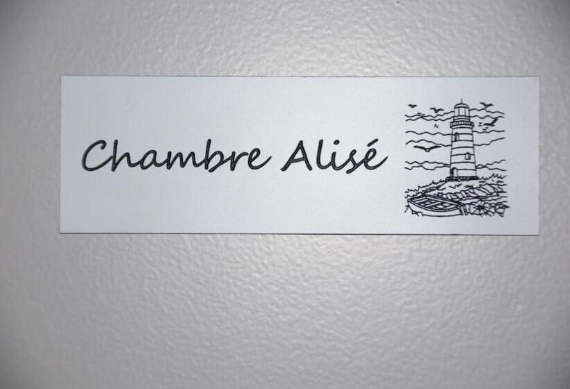 スーペリアールーム, La Villa 13&15