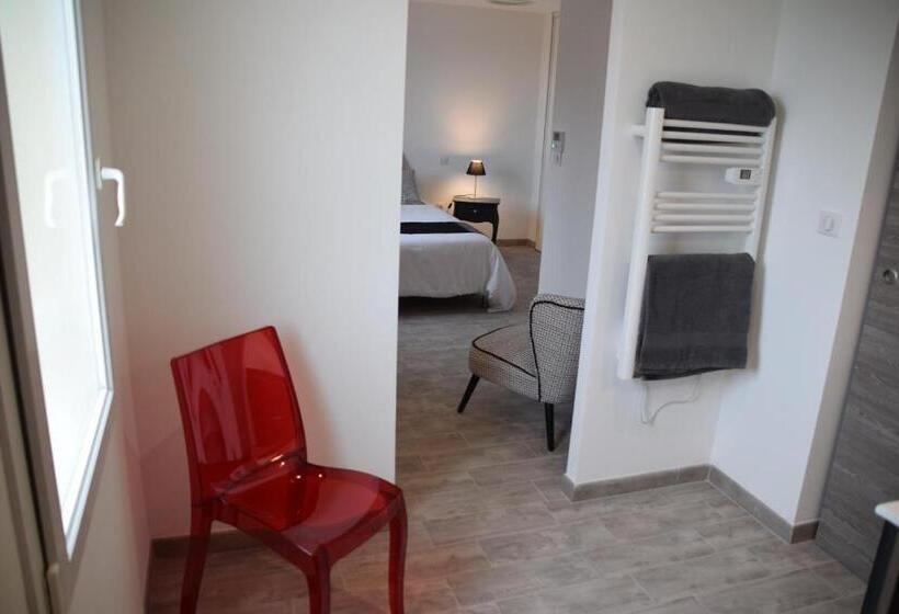 スタンダードルーム, La Villa 13&15