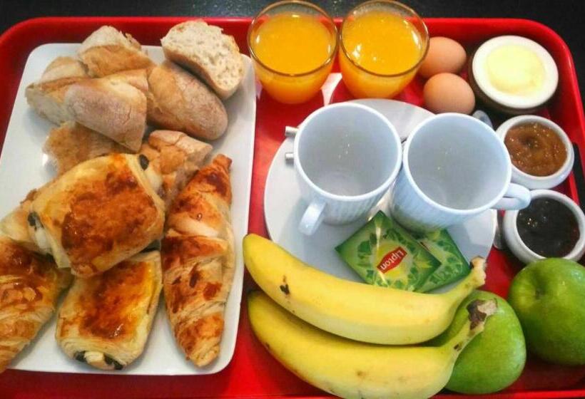 Номер Стандарт Совместная Ванная, Aux Tourelles 1888   Tres Proche Lyon