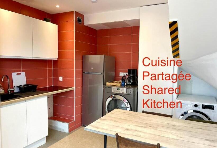 Трехместный Номер Стандарт Вид на Сад, Aux Tourelles 1888   Tres Proche Lyon