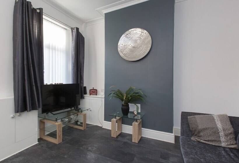 Номер Стандарт Совместная Ванная, Townhouse @ Newlands Street Stoke