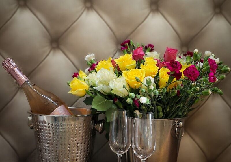 חדר סטנדרט לשלושה, The Kingsbury 7even 8ight