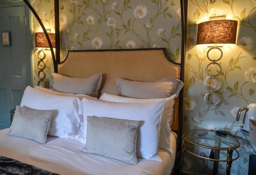 חדר דחוקס עם מיטת קינג, The Kingsbury 7even 8ight