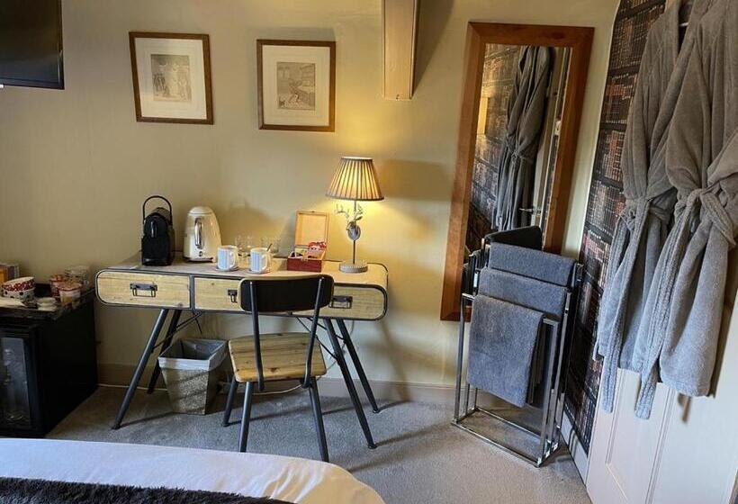 Standard room with outdoor bath, The Kingsbury 7even 8ight