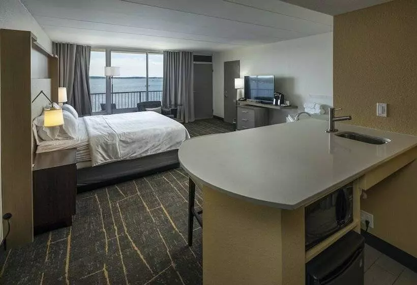 ダブルベッドスタンダードルーム, Holiday Inn Detroit Lakes, An Ihg