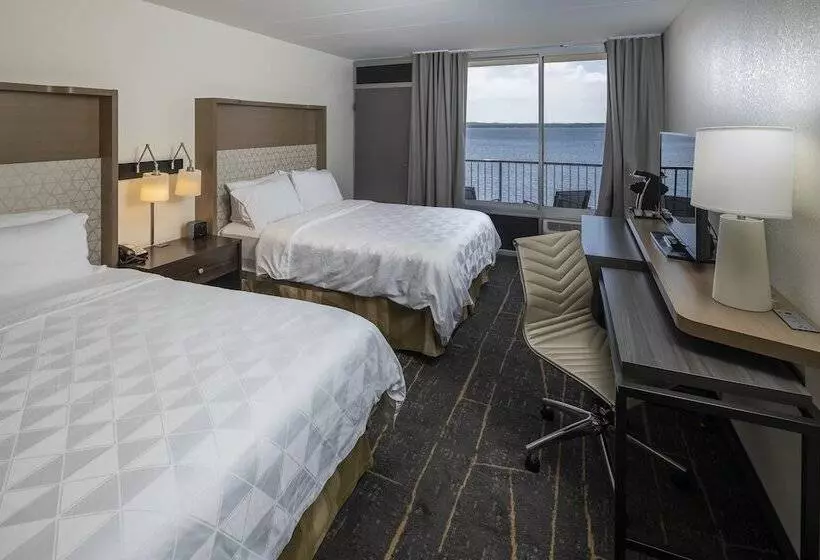 ２ダブルベッドのスタンダードルーム, Holiday Inn Detroit Lakes, An Ihg