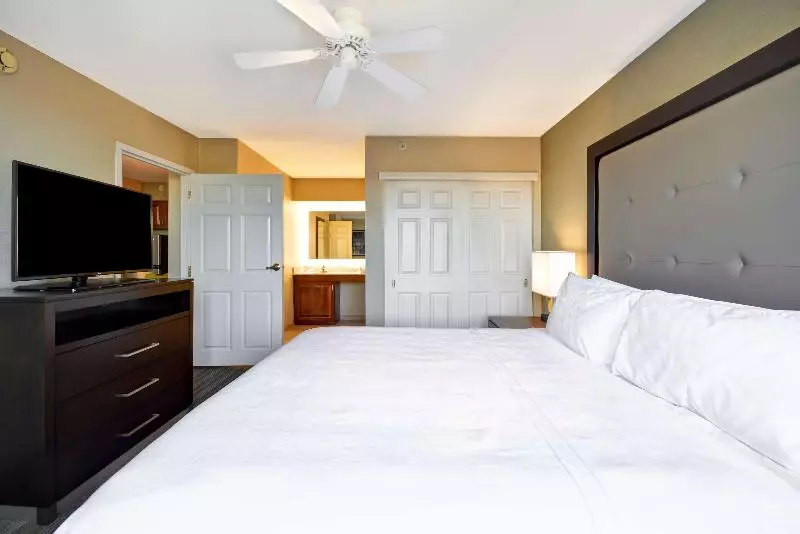 スタンダードルーム, Holiday Inn Express Hotel & Suites Bentonville, An Ihg