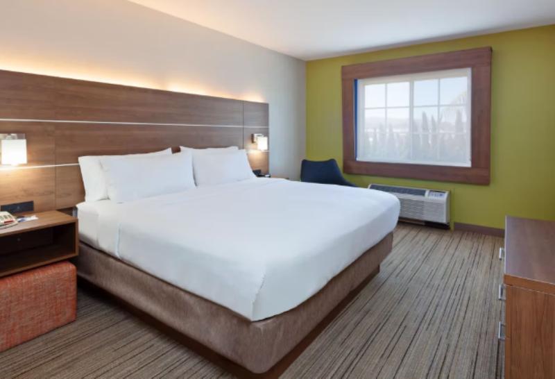 Люкс Адаптированный для Инвалидов, Holiday Inn Express Hotel & Suites San Diego Escondido, An Ihg