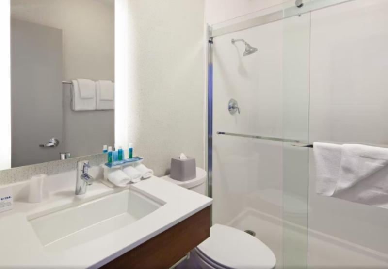 Люкс Адаптированный для Инвалидов, Holiday Inn Express Hotel & Suites San Diego Escondido, An Ihg