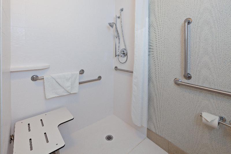 Люкс Кровать Кинг, Holiday Inn Express Hotel & Suites San Diego Escondido, An Ihg
