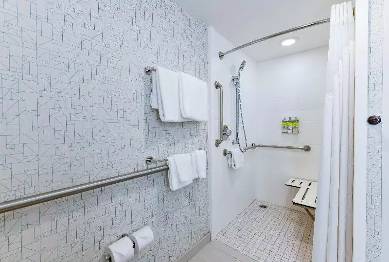 اتاق استاندارد با تخت بزرگ, Holiday Inn Express Mill Valley San Francisco Area, An Ihg