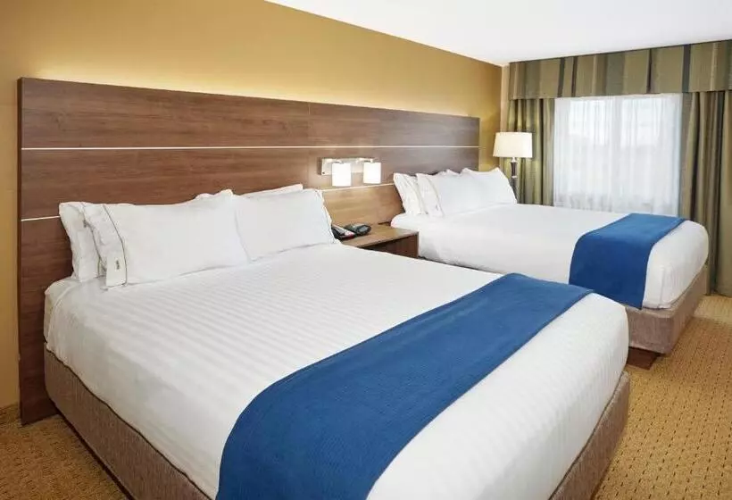 Standard Neljän Hengen Huone, Holiday Inn Express Sheboygan Kohler / I 43, An Ihg