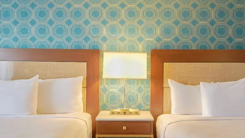 キングサイズベッドのスタンダードルーム, Holiday Inn Express Show Low, An Ihg