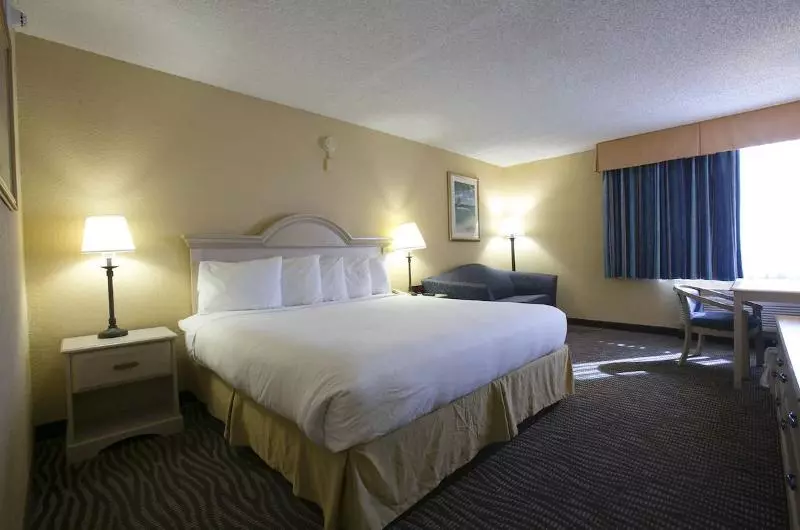 キングサイズベッドのスタンダードルーム, The Inn At Boynton Beach