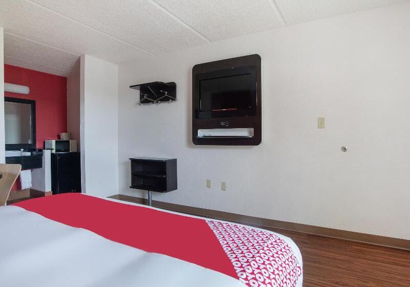 غرفة قياسية سرير كينج, Lake Park Inn Express